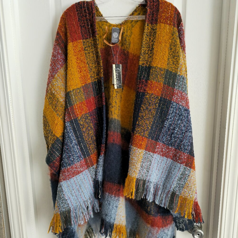 Vince Camuto Reversible Poncho / Wrap w/ Fringe